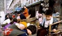 娱乐吃瓜酱贫富差距,揭秘贫富差距背后的娱乐现象